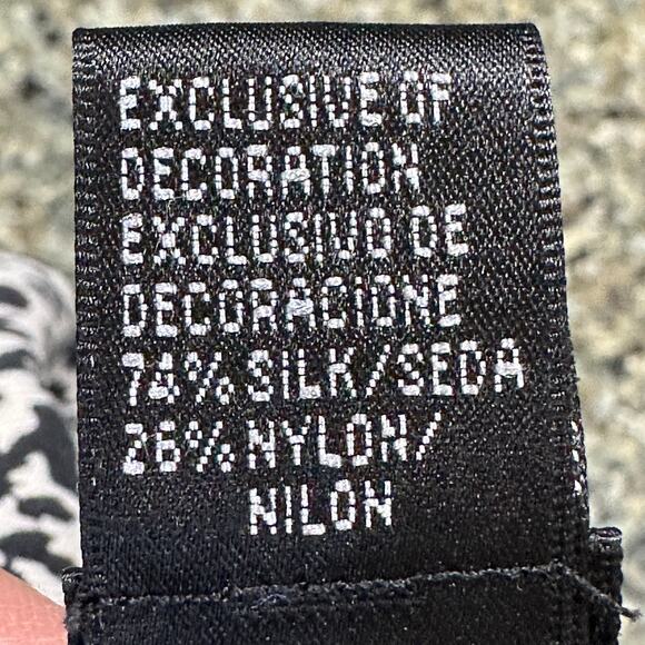 Silx By August Silk Cardigan Sweater Size M Gray Black Leopard MISSING BUTTON - Picture 8 of 9